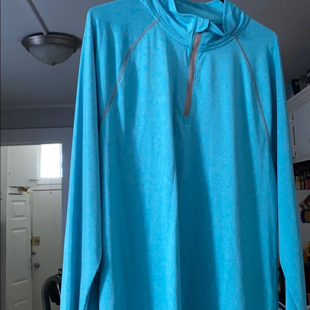 Half zip gym top